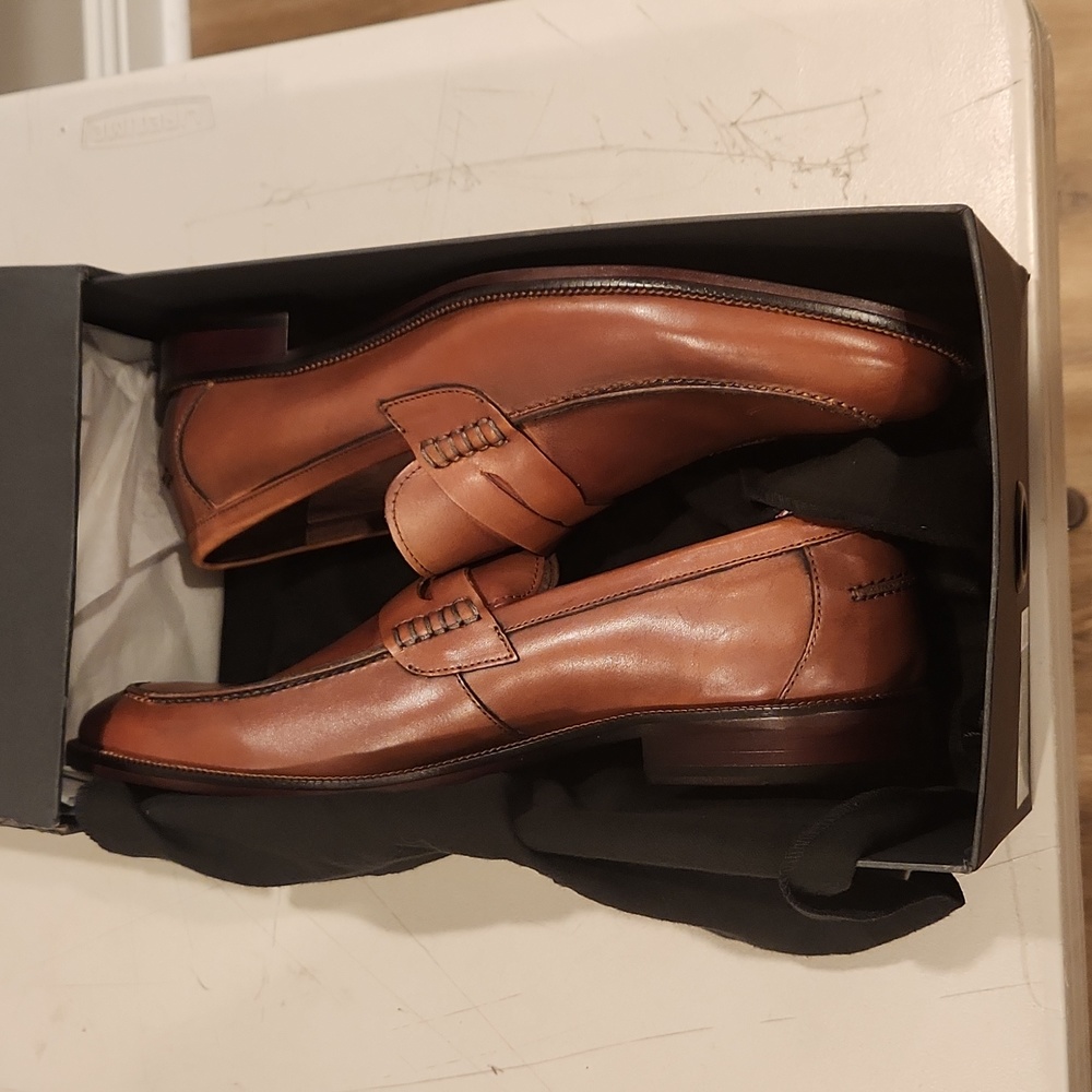 Blake McKay Tan Loafers